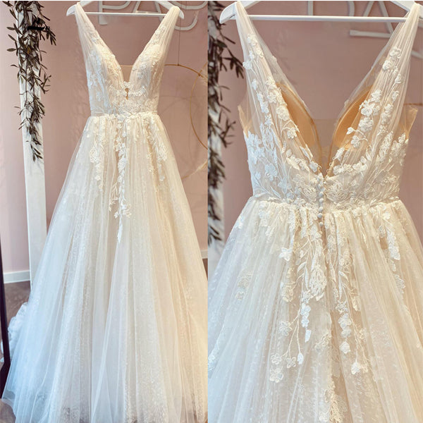 Off White A-line Straps V-neck Handmade Lace Wedding Dresses Online,WD782